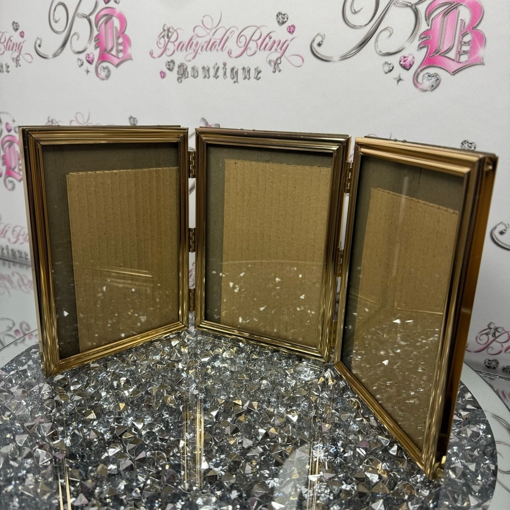 Picture frame 3x attached foldable 2 way to use gold glass 5x7 pictures display